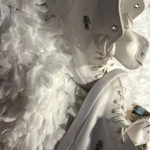 Sneakers size 6 white